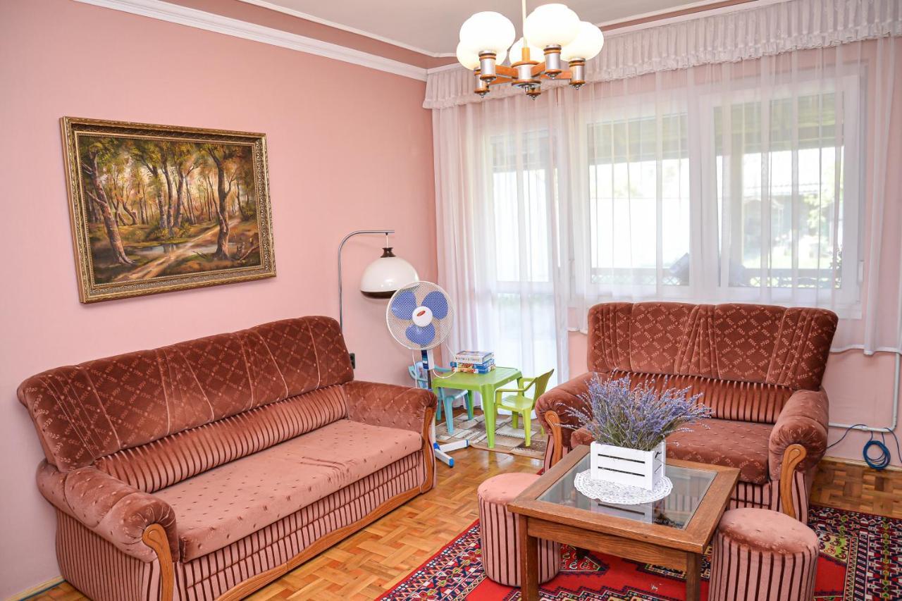 Lilla Vendeghaz Villa Hajduszoboszlo Exterior photo